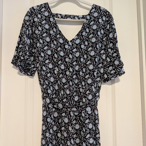 LOFT Blue Floral, Short-Sleeved Romper (Size S) - Picture 2 of 7
